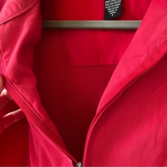 IZOD Golf Windbreaker Jacket Red Quarter Zip Pullover Men’s Size S Mesh Lined - Picture 4 of 9